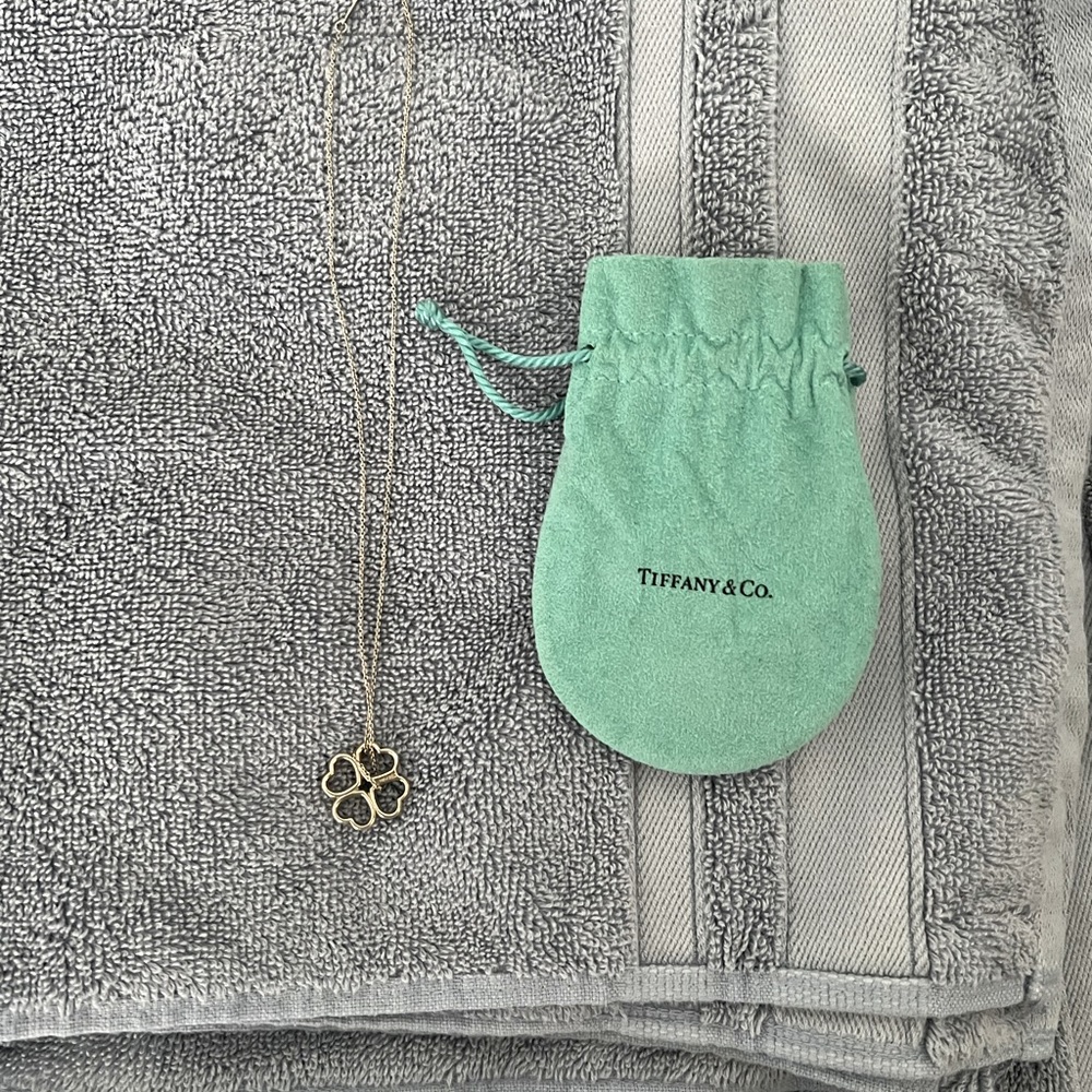 Tiffany 4 leaf clover necklace